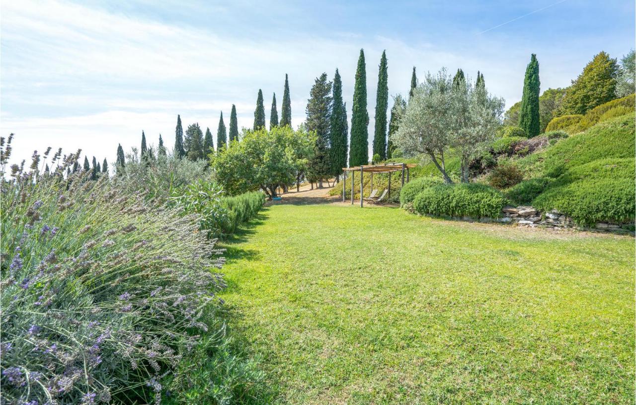 2 Bedroom Lovely Home In Loro Ciuffenna Buitenkant foto