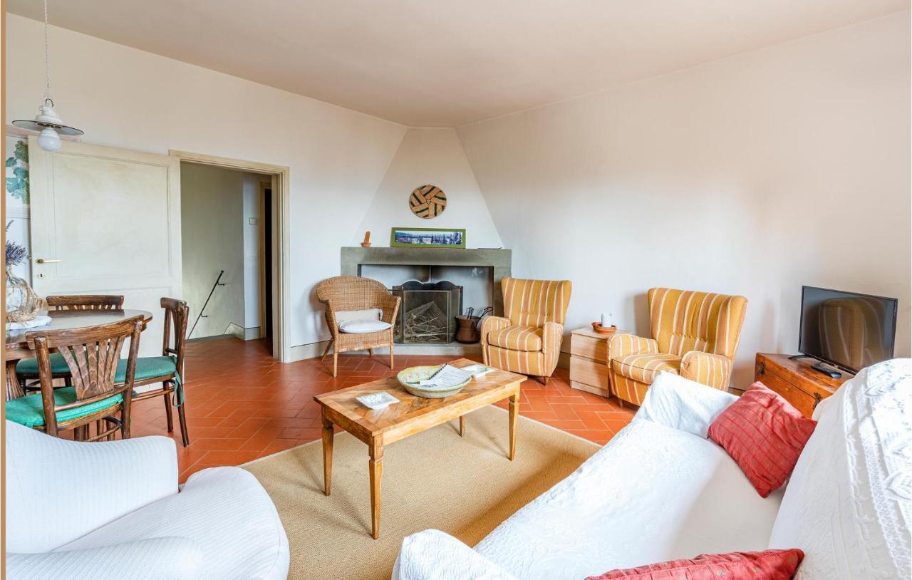 2 Bedroom Lovely Home In Loro Ciuffenna Buitenkant foto